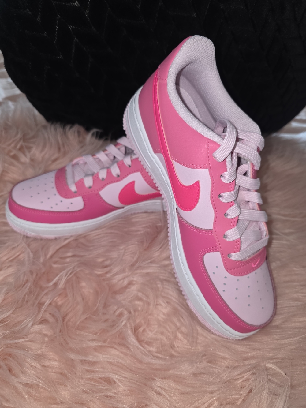 Kids Pink Low-Top Sneakers - Bright Pink/Light Pink